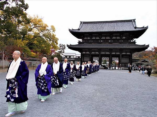 楓韻京都：華麗行列的仁和寺（二王門、御殿、南庭、北庭、五重塔