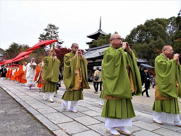 楓韻京都：華麗行列的仁和寺（二王門、御殿、南庭、北庭、五重塔