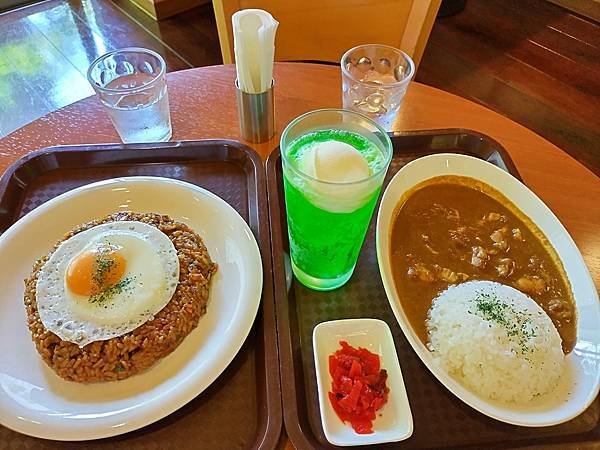 京都初夏 紫陽花：三訪小野咖啡館（カフェトライマソグル）．雅