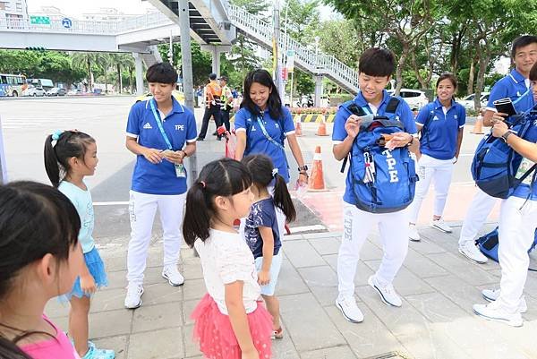 選手村送幸福_170901_0019.jpg