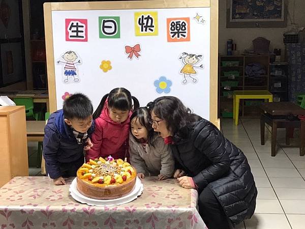 202012慶生會（請各班老師自行認領哦！）_201231_3.jpg
