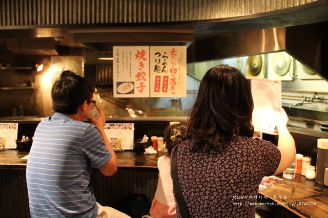 TOKYO&gt;&gt;DAY2~一定要吃一碗^^*山頭火拉麵(原宿店