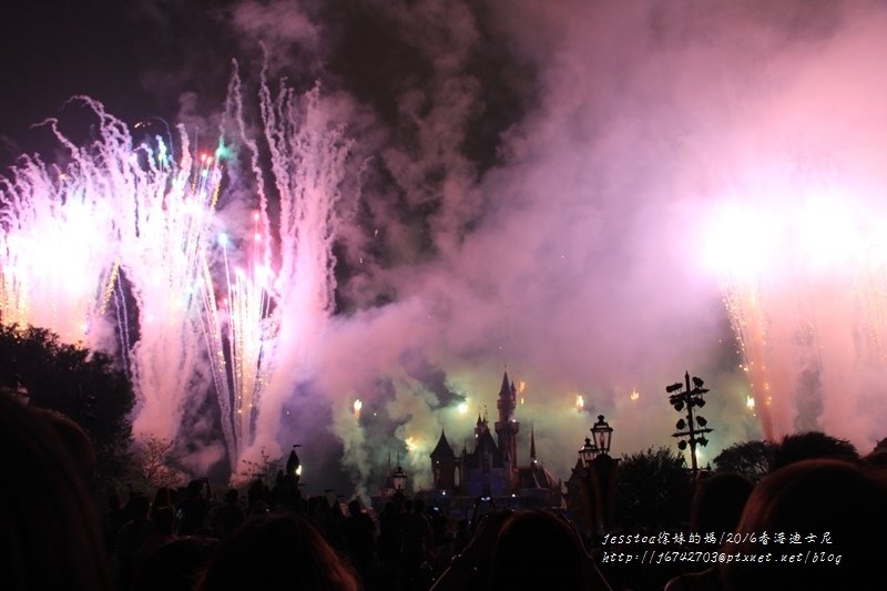 2016香港自由行DAY4迪士尼獅子王劇場/光影匯夜間巡遊/