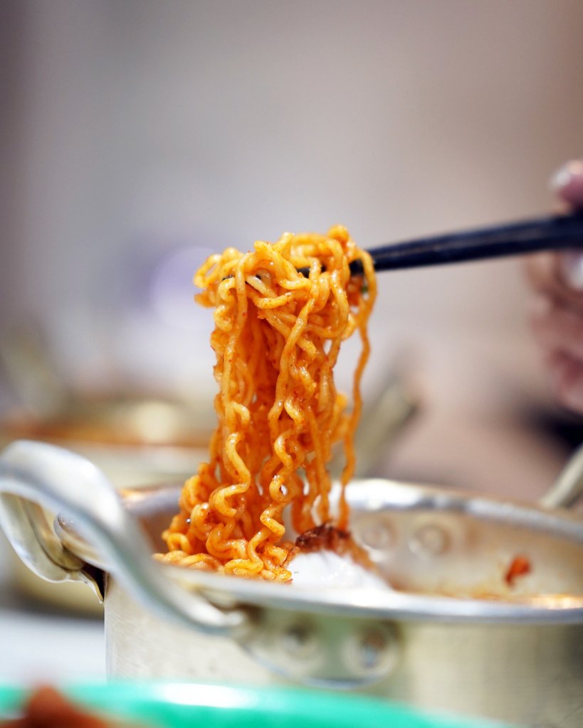 台南韓式料理推薦：韓湘辣年糕CP值超高，一餐平價吃飽飽！莫札