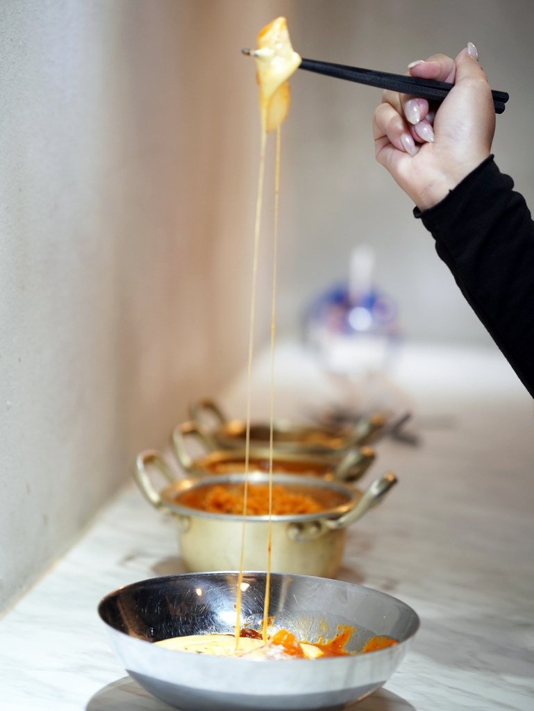 台南韓式料理推薦：韓湘辣年糕CP值超高，一餐平價吃飽飽！莫札