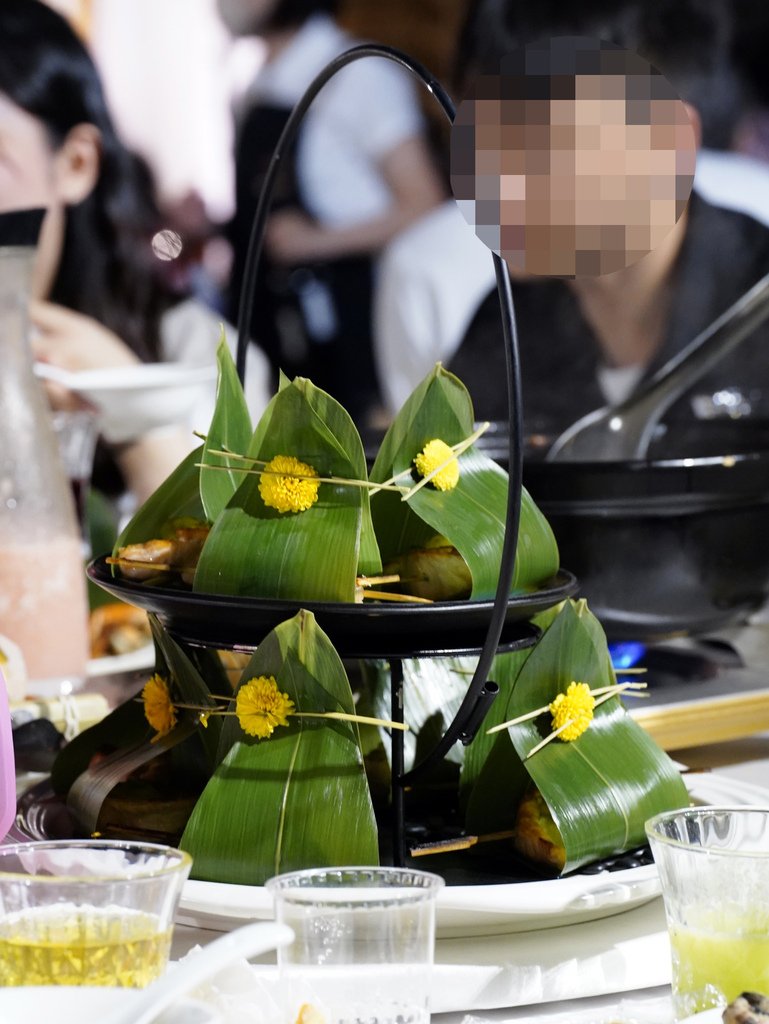 台南婚宴推薦│洪廚喜宴│夢幻戶外花系婚禮│絕美佈置＋創意辦桌