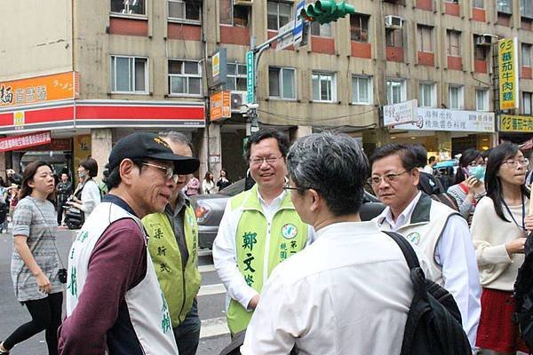 2014.03.19至立法院廣場為民眾加油打氣(3)