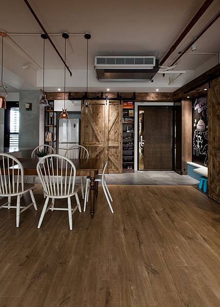 Interior-16.jpg