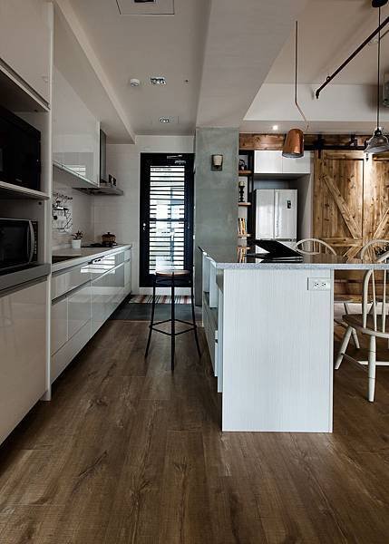 Interior-42.jpg