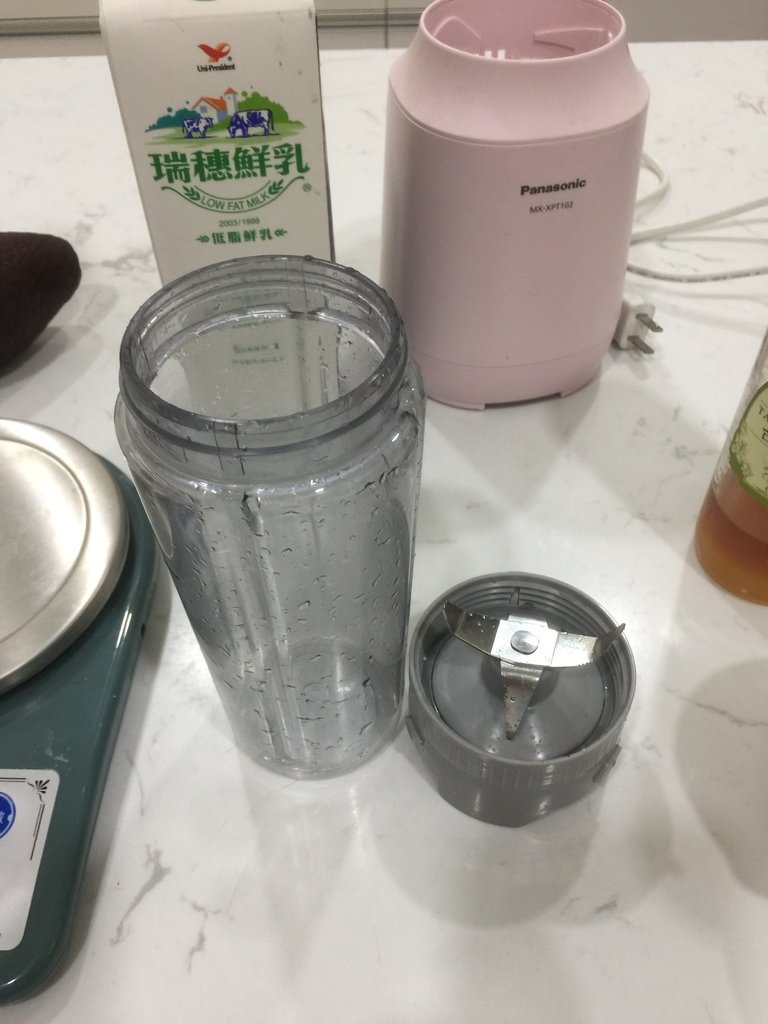 04隨行杯果汁機.JPG