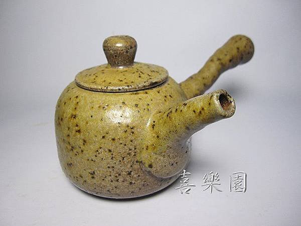 阿貴---茶壺-1---綠落灰芝麻點側把