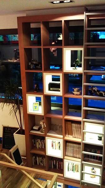 木格子牆架