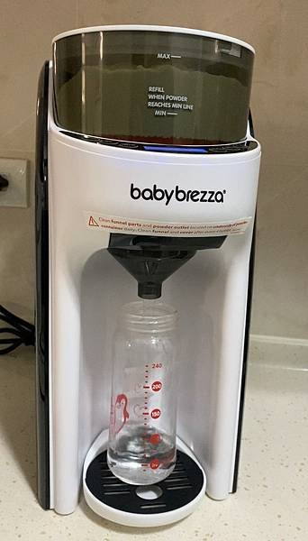 LINE_ALBUM_Babybrezza自動泡奶機_230202_1.jpg