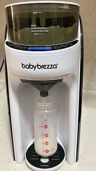 LINE_ALBUM_Babybrezza自動泡奶機_230202_3.jpg