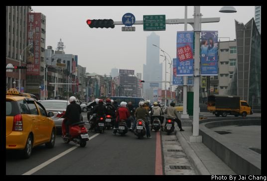 美麗島站上