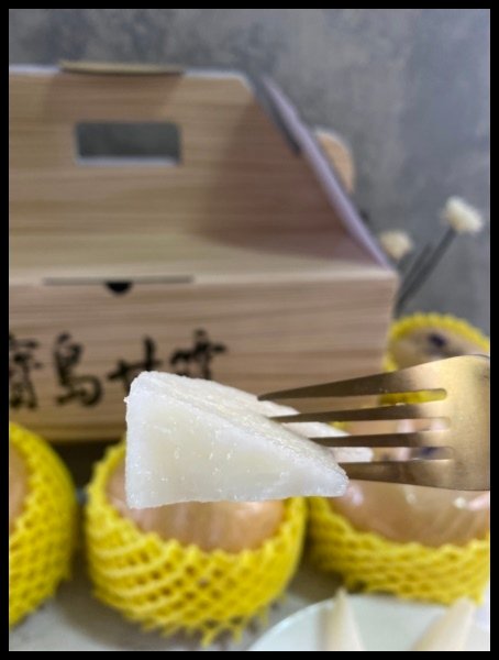 【質感系中秋禮盒推薦】【小洲鮮配梨】顆顆圓渾飽滿，果肉雪白細