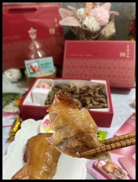 【寶寶滿月油飯開箱/試吃】超人氣的彌月油飯就在【東興彌月油飯