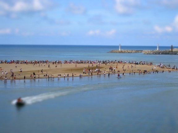 1216273775-tiltshift.JPG