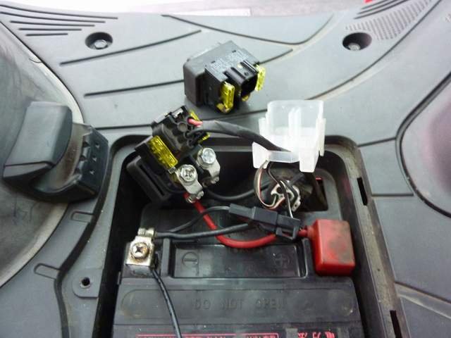 Address V125G 無啟動繼電器作動聲音 啟動馬達無運轉 無法電動啟動