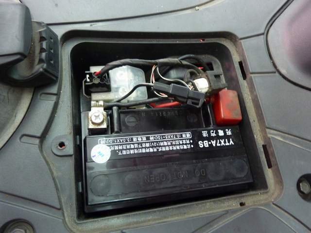 Address V125G 無啟動繼電器作動聲音 啟動馬達無運轉 無法電動啟動