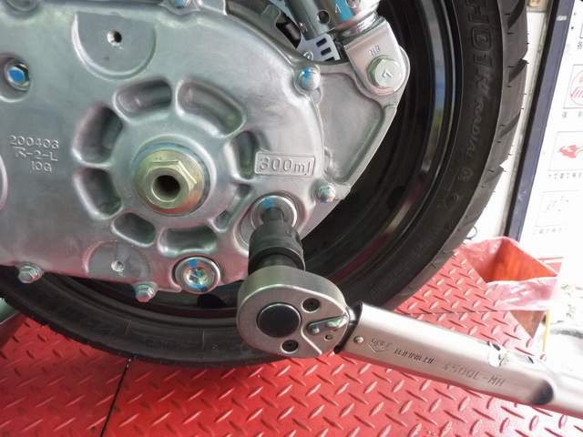 BURGMAN650 引擎機油 傳動箱油 齒輪油 機油濾芯 更換