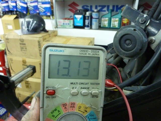 Address V125G 充電系統異常