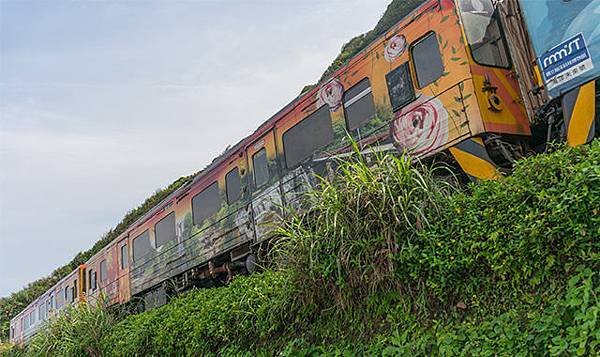 象鼻岩路途照-3