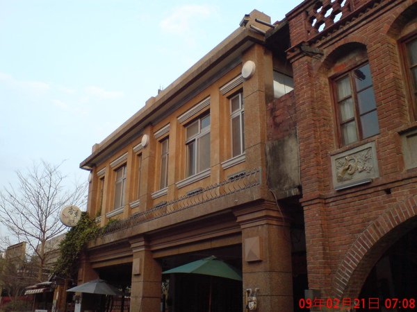 老街內特色建築
