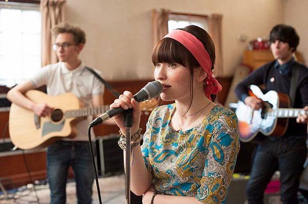 GodHelpTheGirl61.jpg