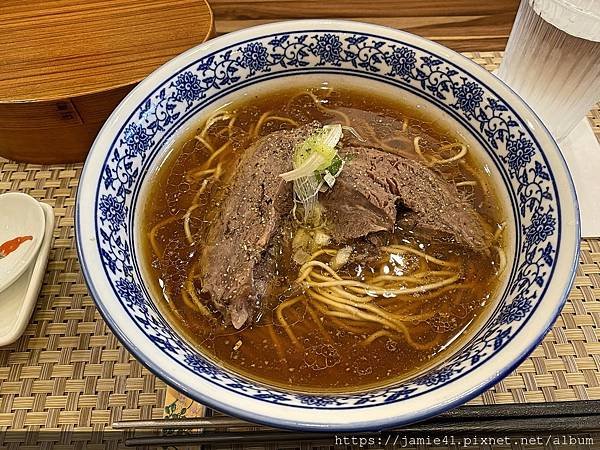 【台北】江牛樓～迪化街裡日本人開的排隊牛肉麵