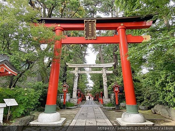 【東京】馬橋稻荷神社～擁有雙龍鳥居的開運景點