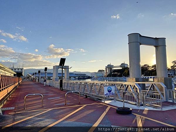 【沼津】漫步沼津港，到大型展望水門View-O看夕陽和富士山