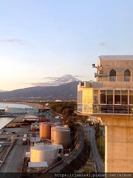 【沼津】漫步沼津港，到大型展望水門View-O看夕陽和富士山