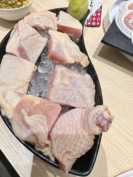 田中大戶鍋物黃金去骨雞腿肉.jpg