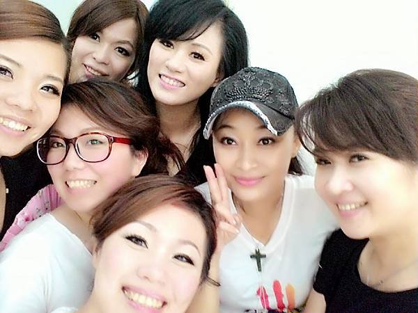 4_meitu_5