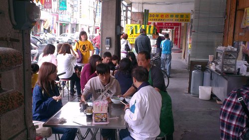 宜蘭十六崁瓜仔雞麵