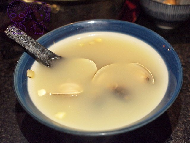 55 炙酒食廚房 蛤蠣雞湯