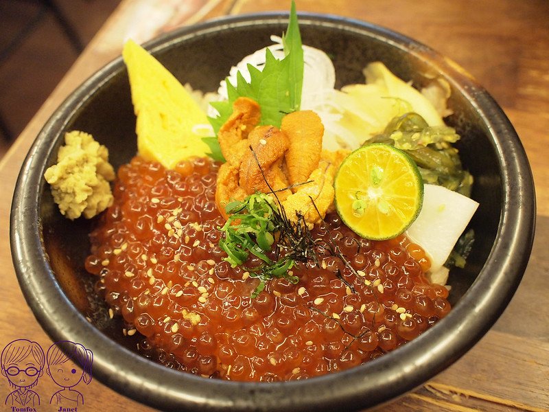 25 五漁村丼飯屋 鮭魚卵海膽丼