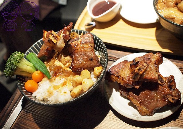 31 開丼 牛小排肉山丼