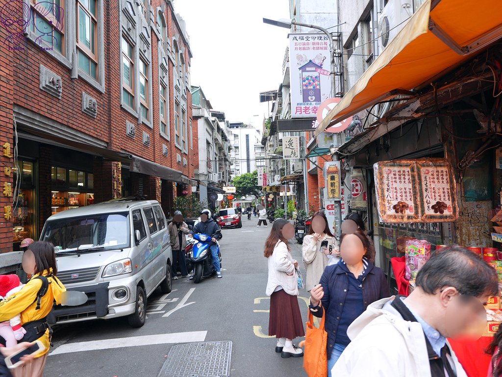 3 餅乾打人 巷內.jpg