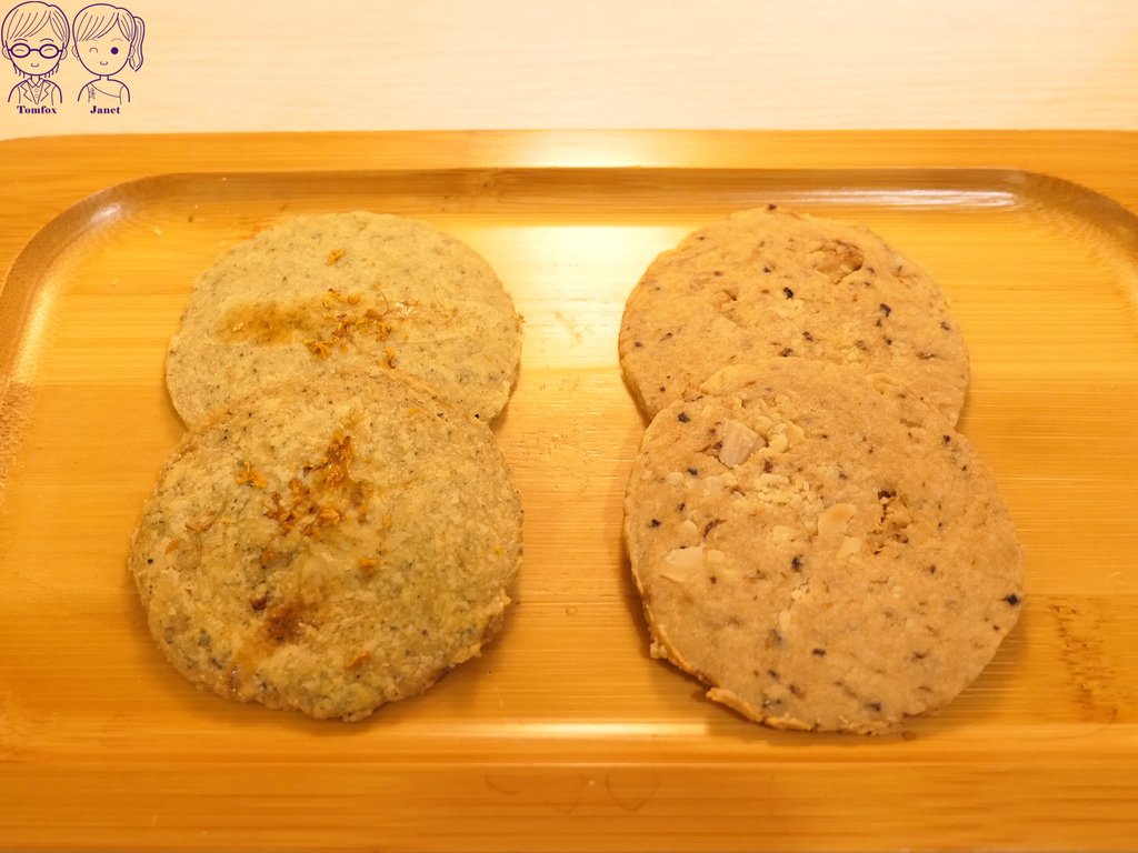 50 餅乾打人 烏龍茶、咖啡.jpg