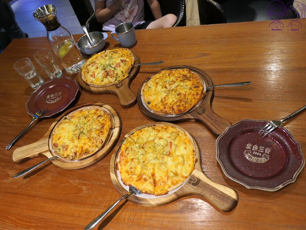 42 金色三麥 餐點.jpg