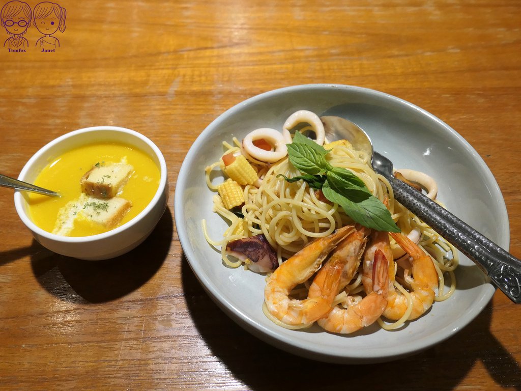 55 金色三麥 商業午餐.jpg