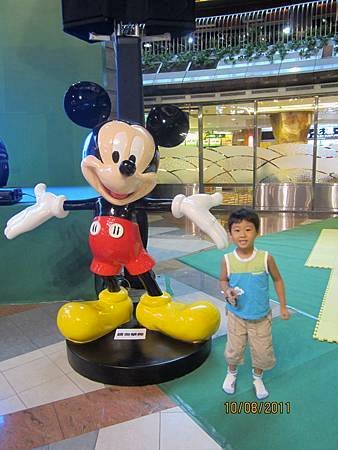 1000810-9.jpg