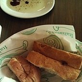 餐前麵包我不得不推...推到爆表