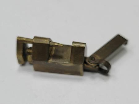 K040-2.jpg