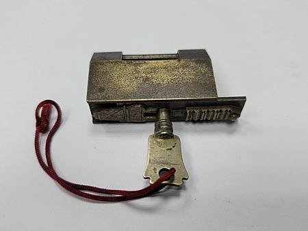 K050-2.jpg