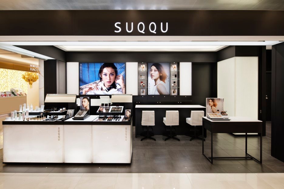 【店舗写真】SUQQU_GINZA_SIX店外観正面.jpg