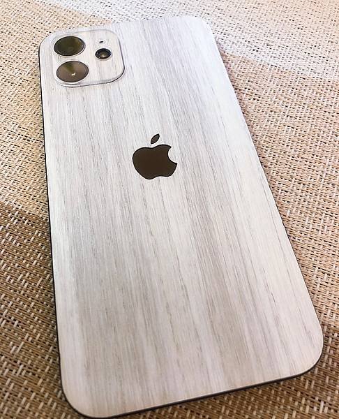 機膚_成品  iPhone 12 背貼