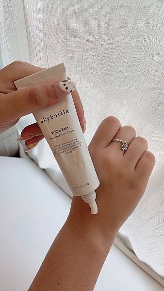 Skybottle_210801_7.jpg